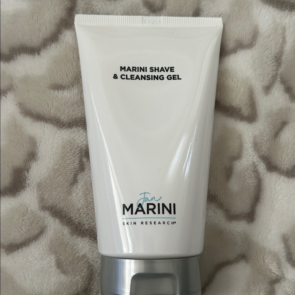 Marni Shave & Cleansing Gel - White and Silver